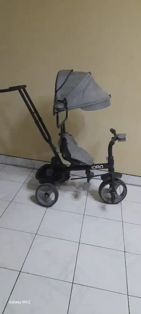 Sepeda roda tiga anak pmb