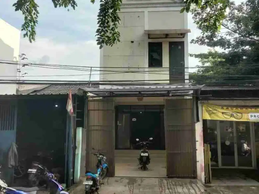 Ruko 2 lantai pinggir jalan raya 4 lajur strategis