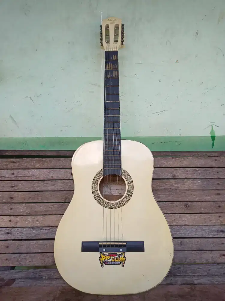 Gitar Akustik Elektrik Kapok