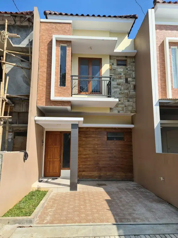 Dijual cepat Rumah Baru di PERMATA KAHYAR CIGANJUR JAGAKARSA JAKSEL