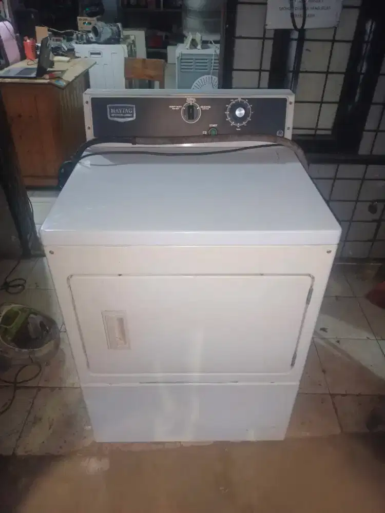 Helper Teknisi mesin laundry