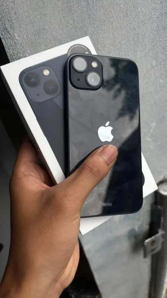 iPhone 13 128GB iBox