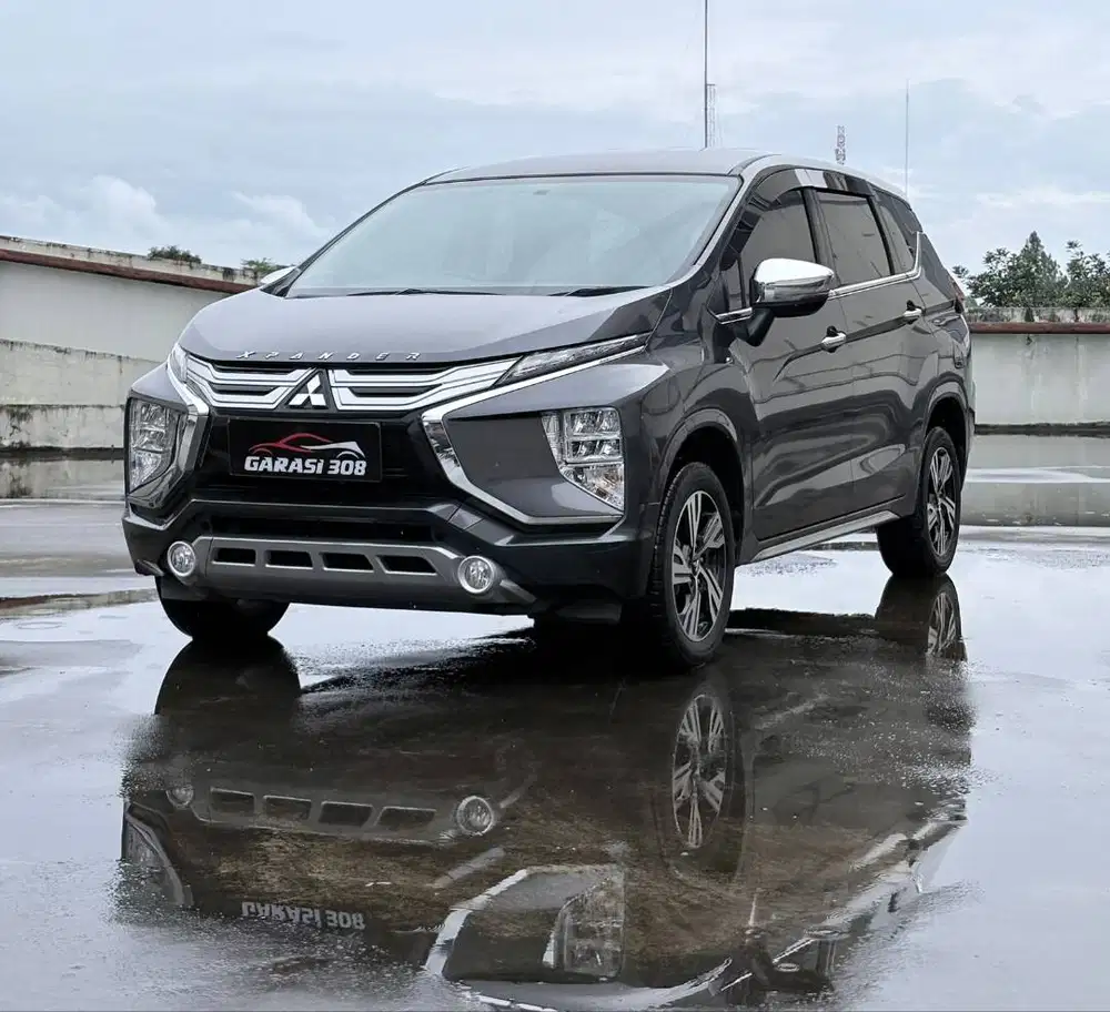 Mitsubishi Xpander Ultimate AT Tahun 2019 Warna Abu Abu Metalik km 33