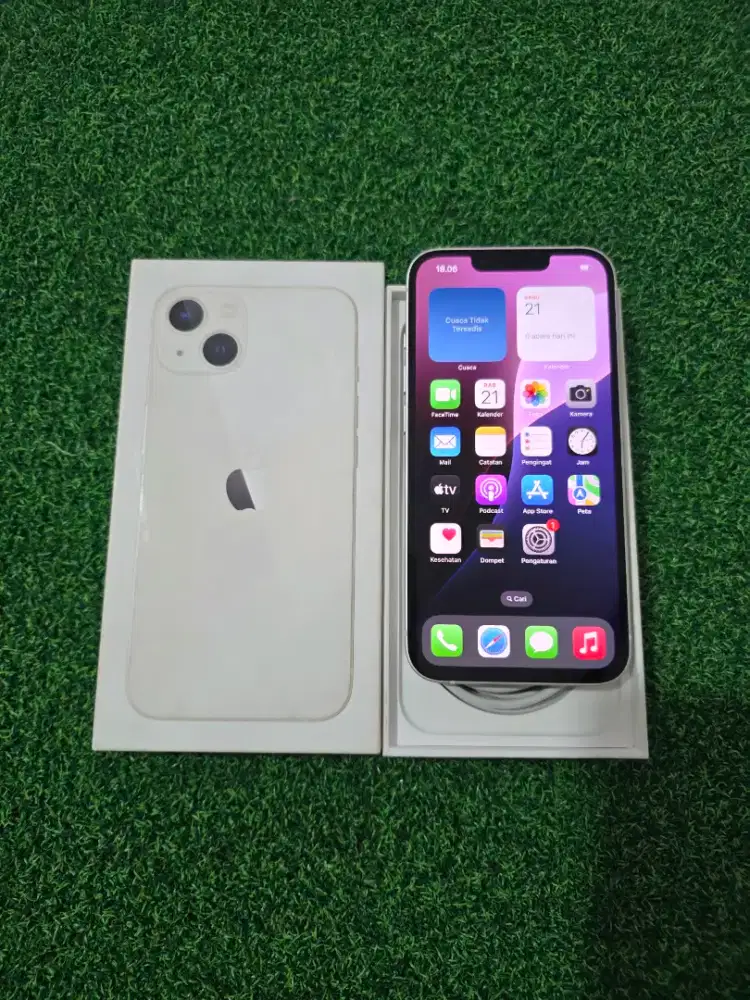 IPhone 13 128gb White IBox Umur 3 Bln Like New