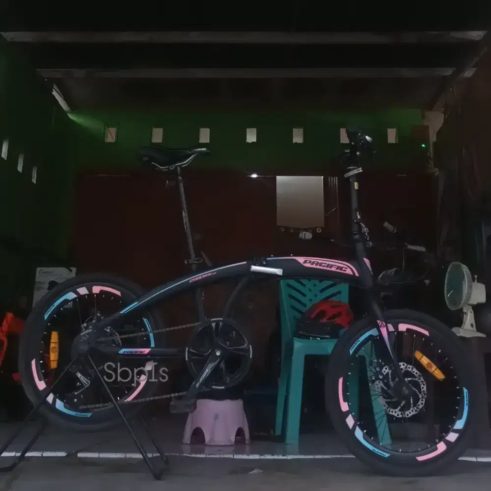 Sepeda lipat Pacific 20inch