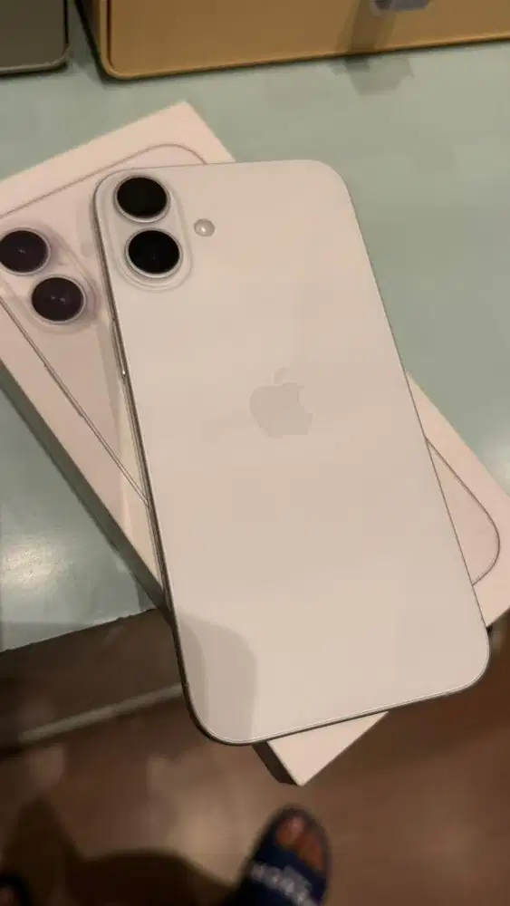 Iphone 16 Plus Putih Inter Aman