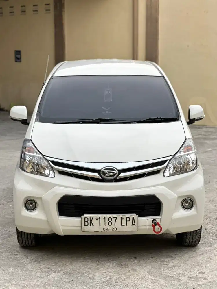 Daihatsu Xenia 1.0 M family manual 2012