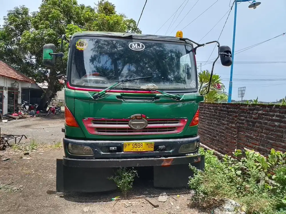 Trailer Head Hino SG260TI 2012