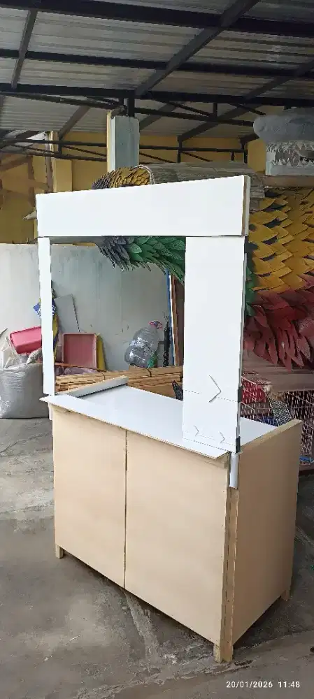 Booth Portable Lipat/Meja Lipat Portabel