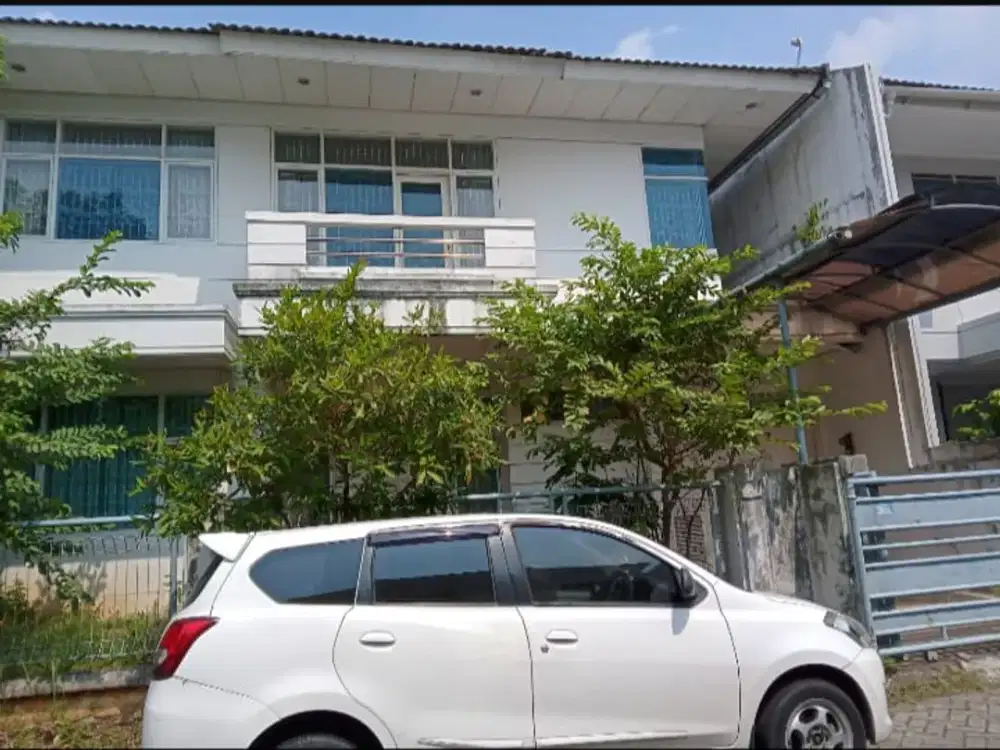 Rumah Di Metro Permata Tangerang Luas 12x25 2,5 Lantai Hoek SHM