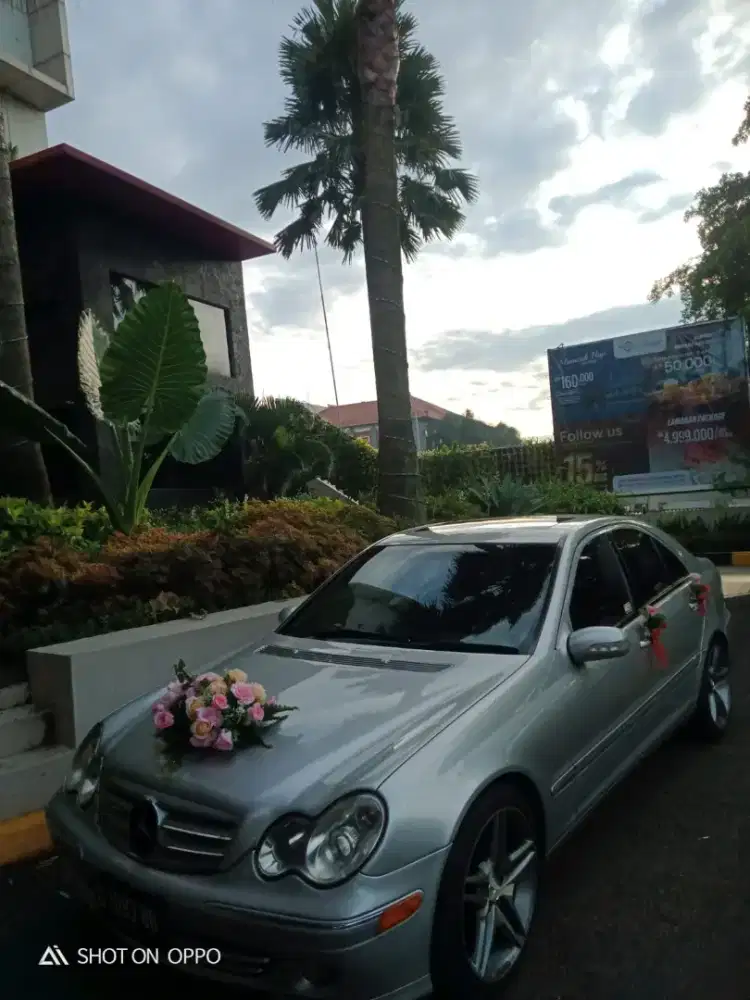 Dekorasi mobil pengantin or wedding car