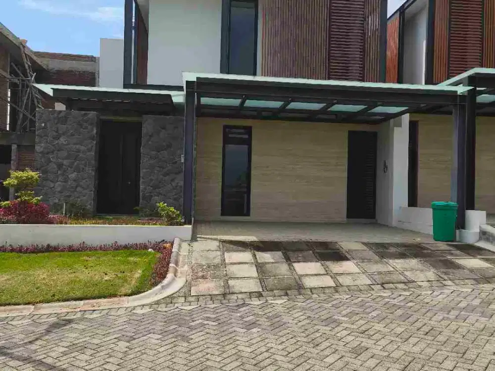 Rumah modern tipe Flamingo di Nilaya BATU