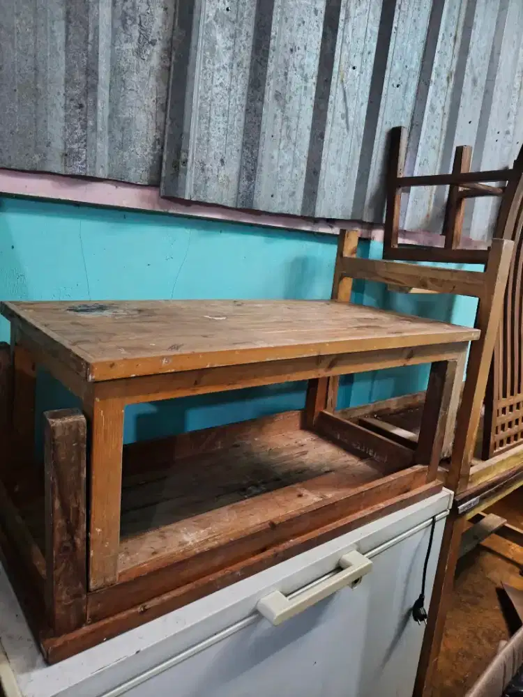 Meja makan untuk usaha