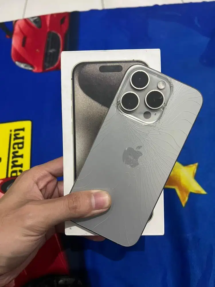 iphone 15pro 128gb inter fullset