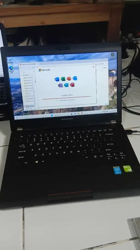Lenovo K4450 core i5 +dual VGA