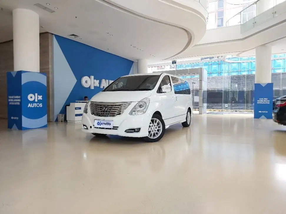 DP MURAH Hyundai H-1 2.5 Royale Solar-AT 2016 KBJ