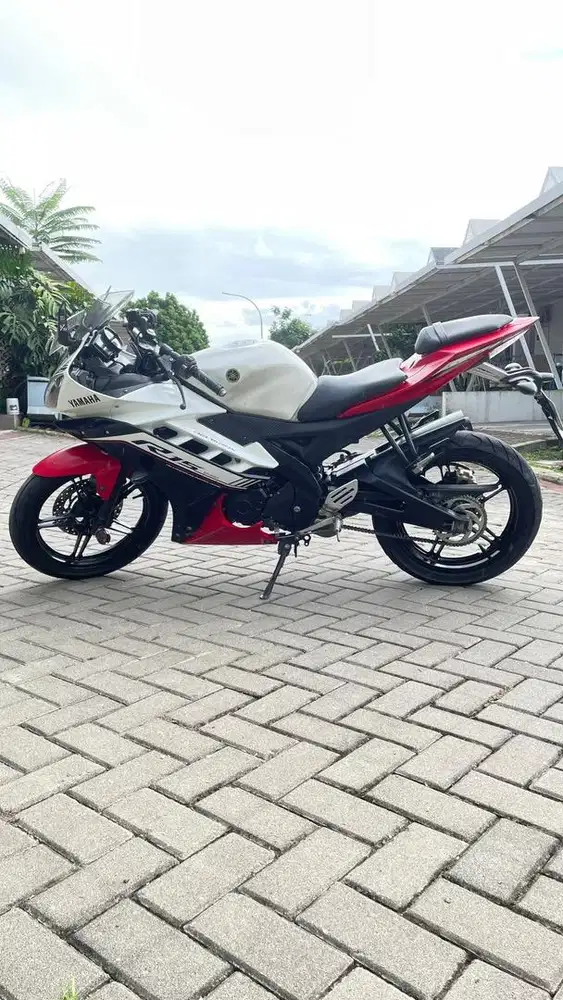 Yamaha R15 V2 2017 Akhir