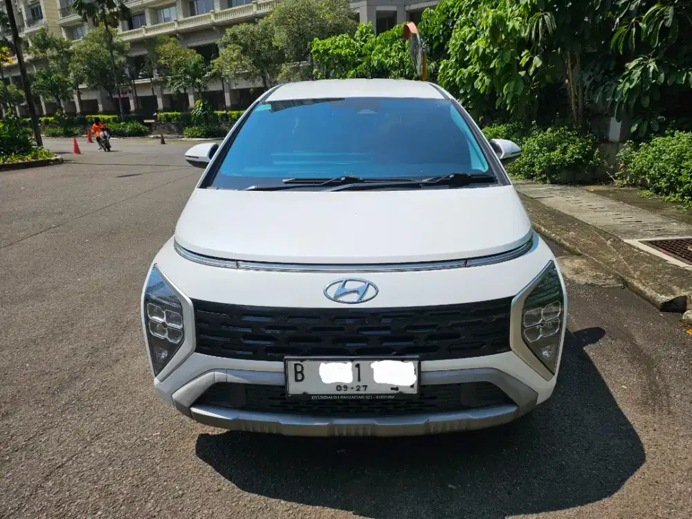 Hyundai Stargazer Prime 1.5 AT 2022 Putih