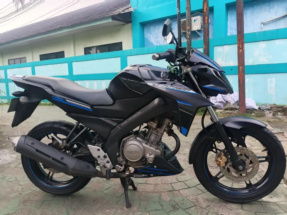 Yamaha Vixion  Advan 2015 stater halus bodi mulus orasinil