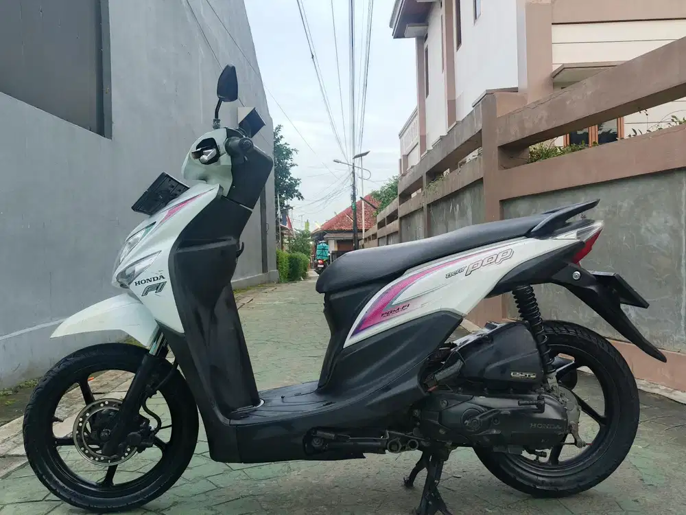 Honda beat pop fi esp 2016 stater tokcer halus mulus terawat