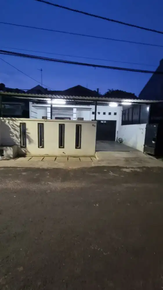 Dijual rumah 1,5 lantai di Cipinang indah Jaktim ( own)