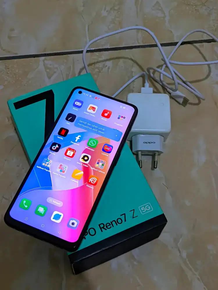 Oppo Reno 7Z 5G Ram 8+4/128 tt ok