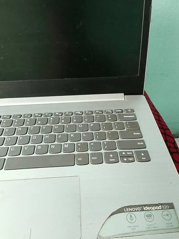 Laptop Lenovo Ideapad 320 core I5 generasi 7 ram 8gb