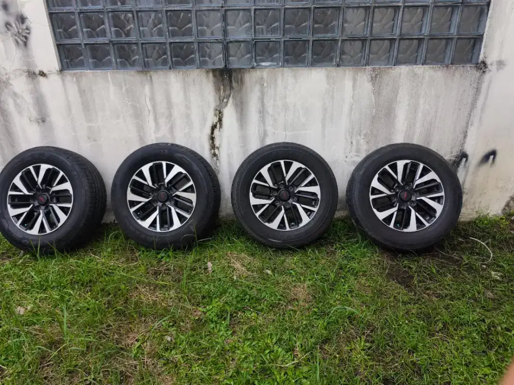 Velg R18 dan Ban Fortuner TRD 2019