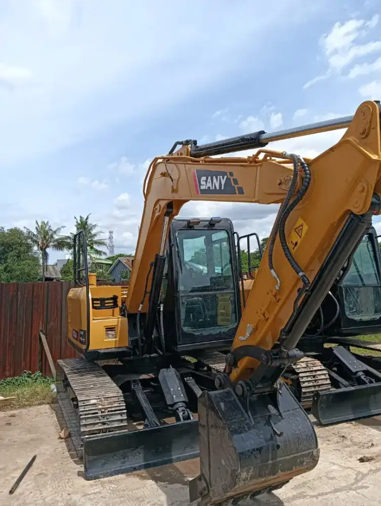 EXCAVATOR SANY SY75C