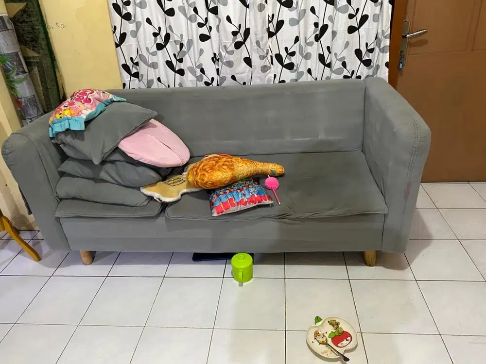 Sofa bekas dijual ya
