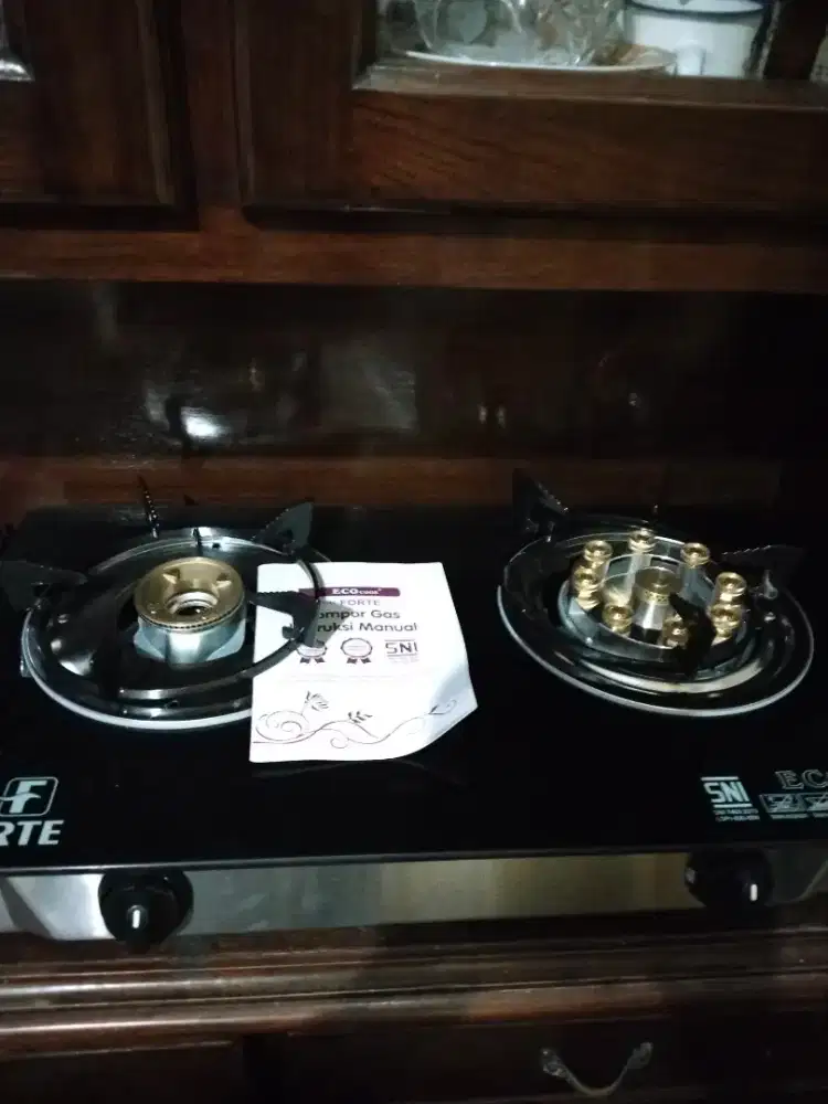 Dijual sebuah kompor