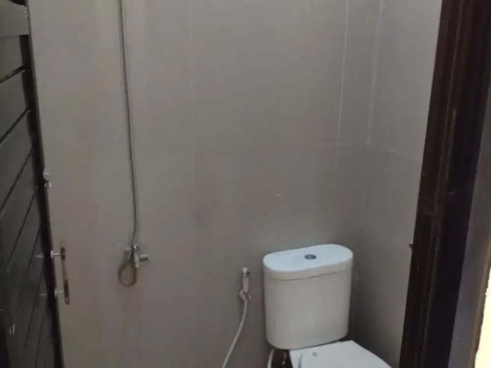 DIJUAL RUMAH GRIYA SHANTA SUHAT KOTA MALANG COCOK UNTUK KOST DEKAT KAMPUS UB