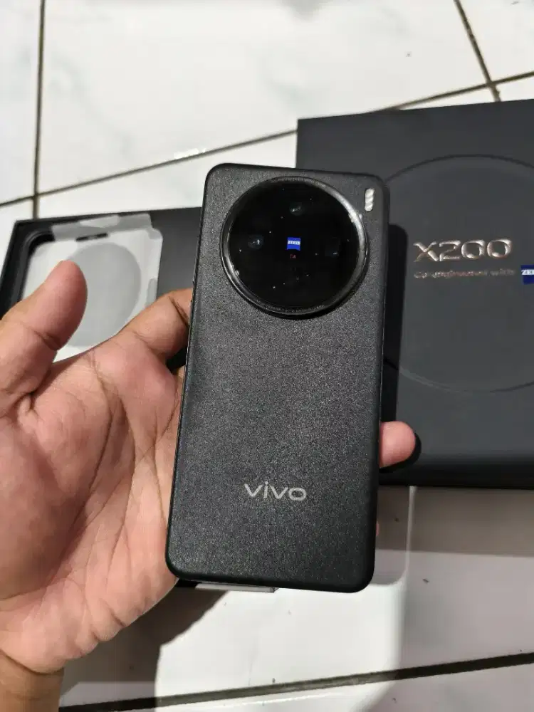 Vivo X200 12/256 No Minus Masih Garansi