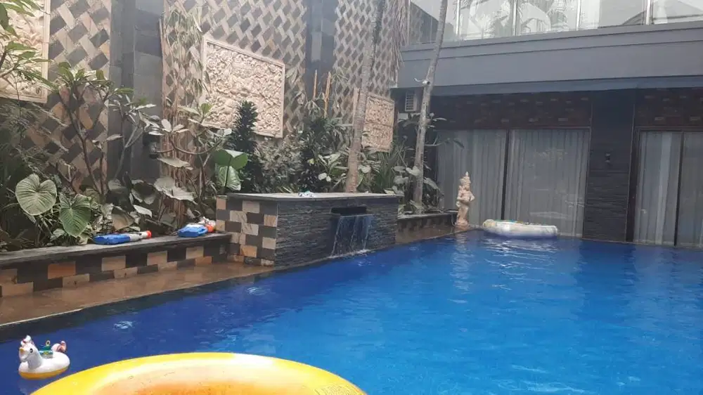 Jual Rumah Semi Villa di Lembang