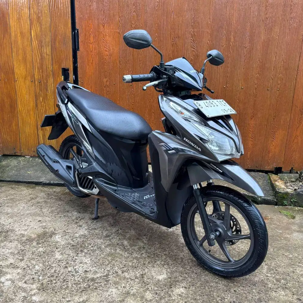 VARIO 125 CBS ISS 2014 MULUS PAJAK AKTIF MOTOR TERAWAT MESIN SEGEL