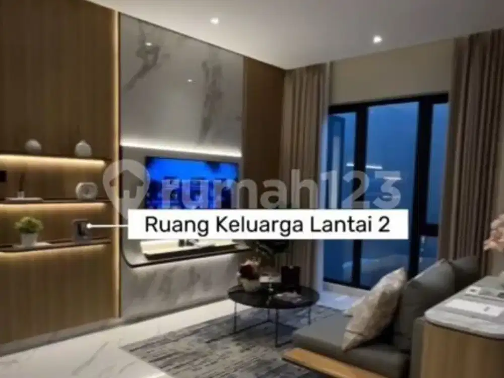 Rumah Mewah dan Elegan dekat Mall, MRT di Jakarta