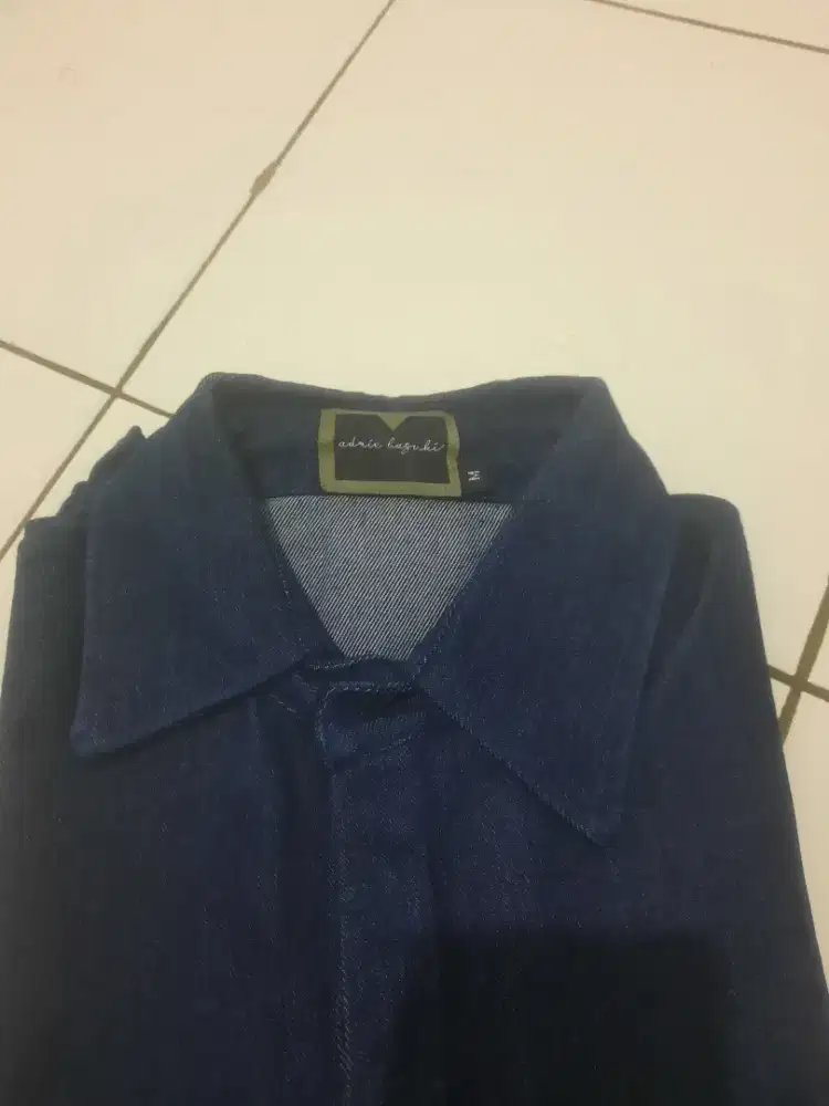 Jaket denim by Adrie Basuki