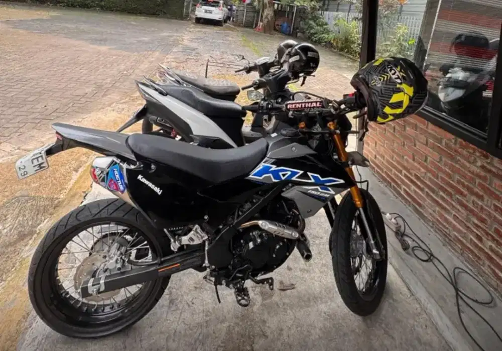 KLX 150 SM 2023