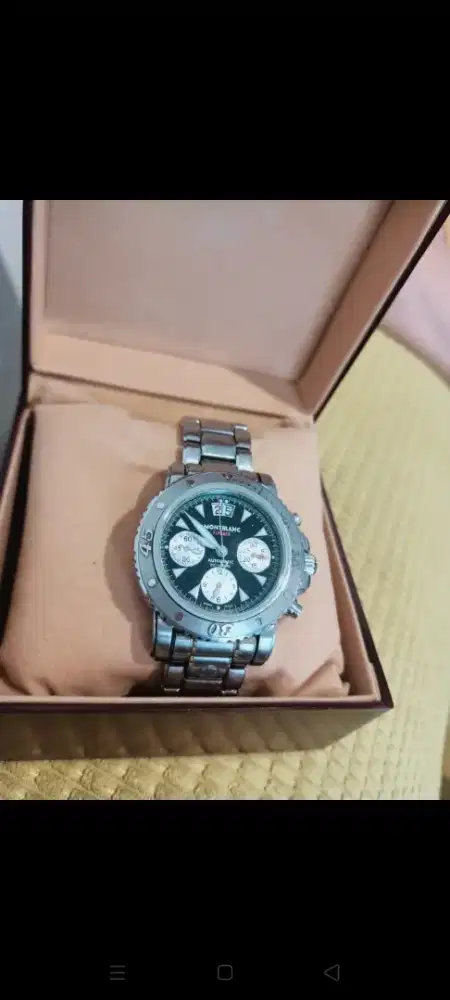 Jam tangan Montblanc