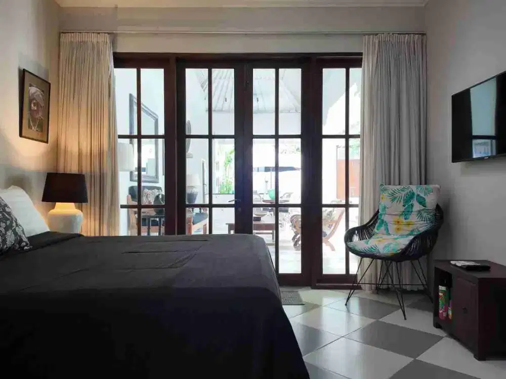 DIJUAL  VILLA FULL FURNISH  DEKAT PANTAI SEMINYAK PK - Thumbnail 2