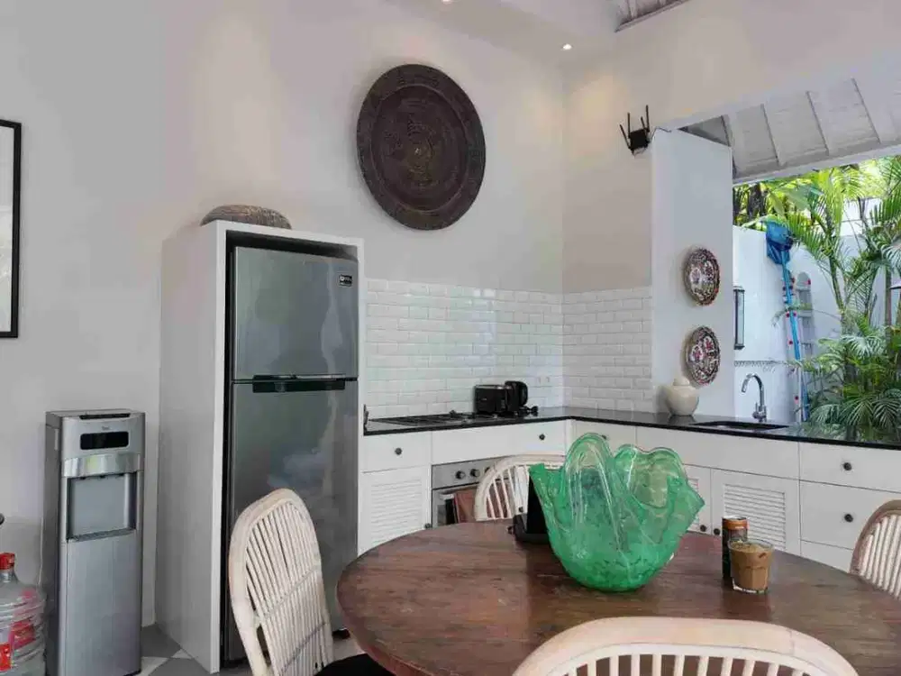 DIJUAL  VILLA FULL FURNISH  DEKAT PANTAI SEMINYAK PK - Thumbnail 9