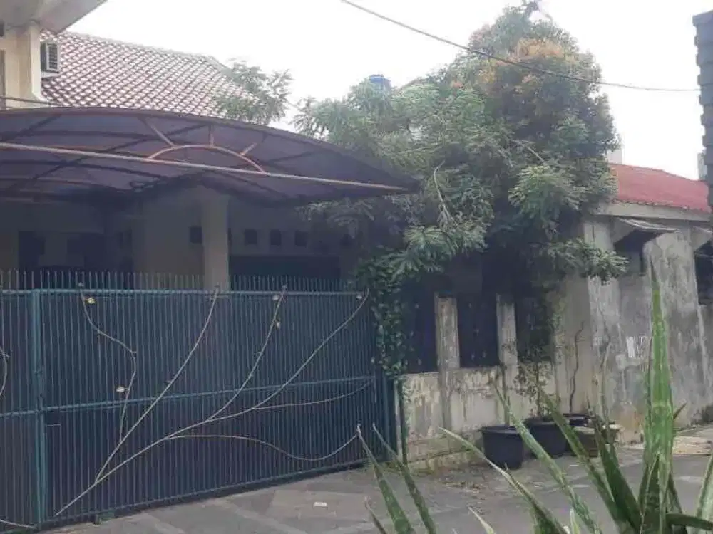 RUMAH LUAS DI KEBON JERUK – JAKARTA BARAT