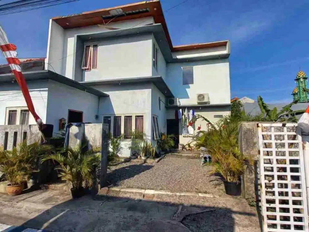 DIJUAL RUMAH 
PERUM GRIYA CANDRA MAS BLOK GB NO 66
KEL. : PEPE
KEC  : SEDATI
KAB  : SIDOARJO