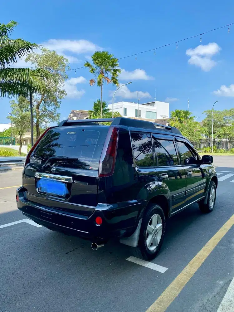 Nissan X-Trail 2007 Bensin, plat