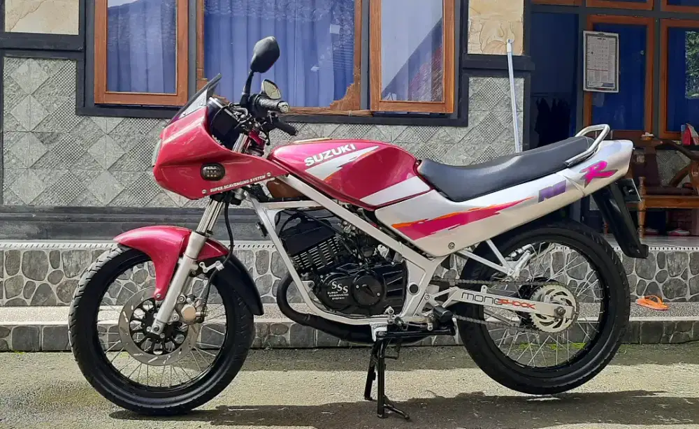SUZUKI RGR 150cc.