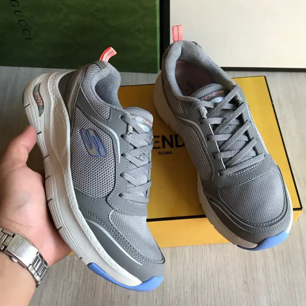 Skechers Arch Fit Sepatu Second Original Size 37