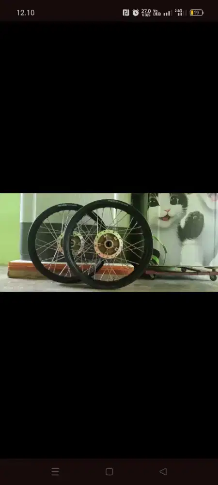 Velg rossi tapak lebar dan lampu proji