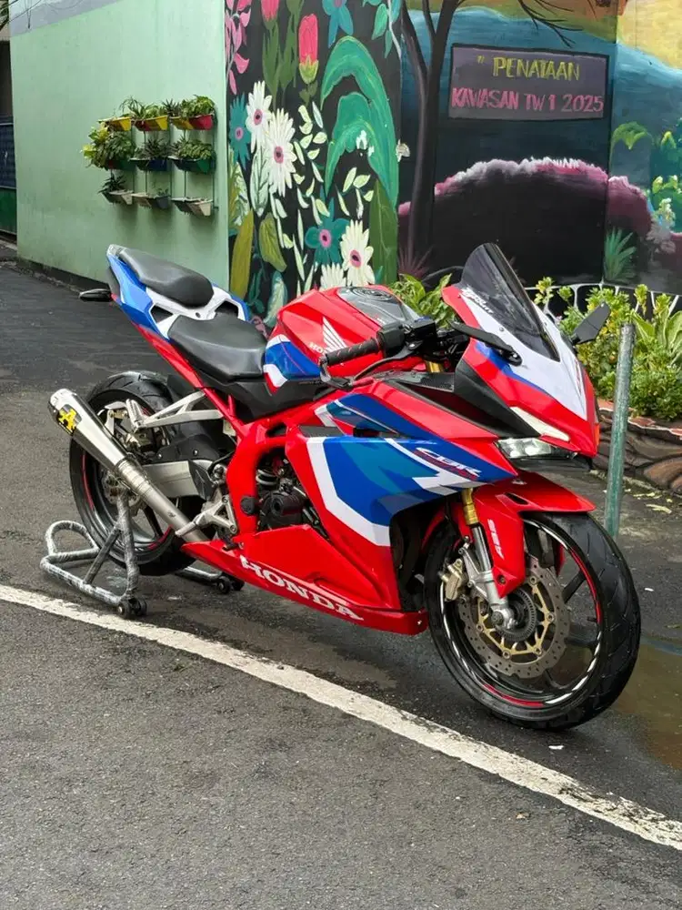 Honda CBR250RR Abs 2017 Full Modif Tricolor! CBR 250RR Murah!