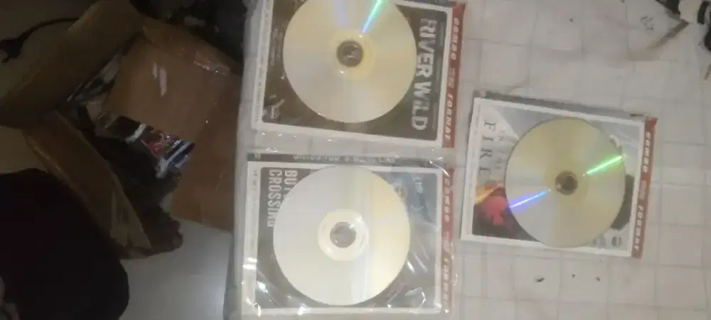 Kaset film DVD randomvharga 1pcs