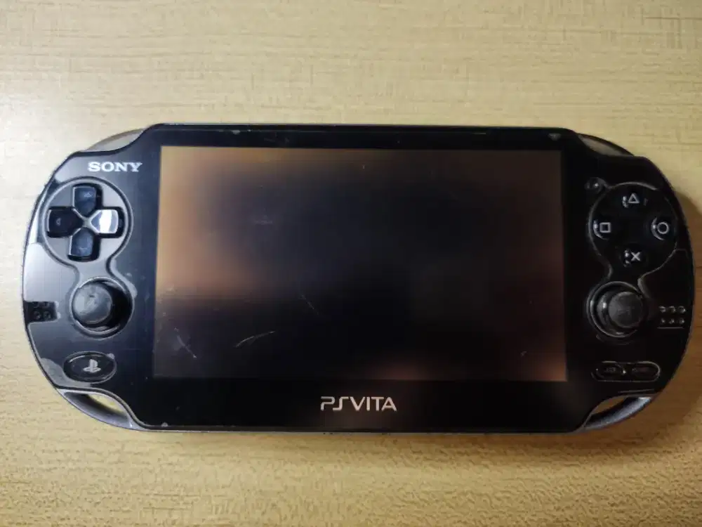 Sony PlayStation PSVita Seri 1000 Black